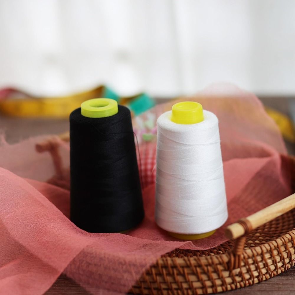 1 Rotolo da 3000 Iarde di Filo - Serger Thread Cone recensione e prezzo