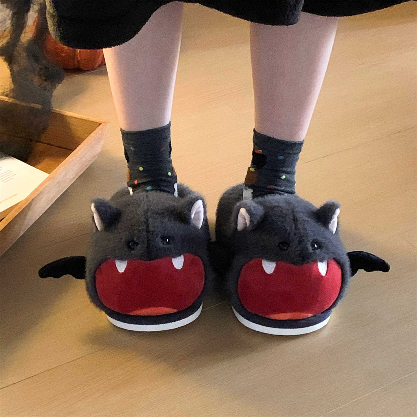 Pantofole in peluche pipistrel - Sewing House recensione e prezzo
