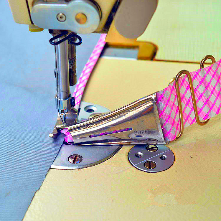 Cartella overlock TAPE TAGLIA  - Binding Tape Bias recensione e prezzo