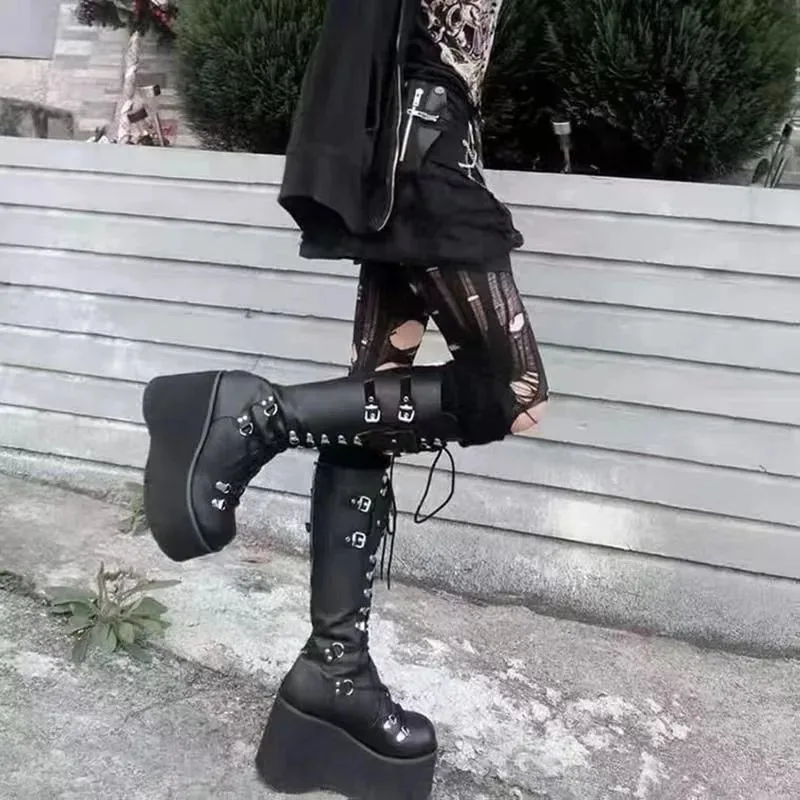 Stivali con plateau punk gotic - Sewing Cloth recensione e prezzo