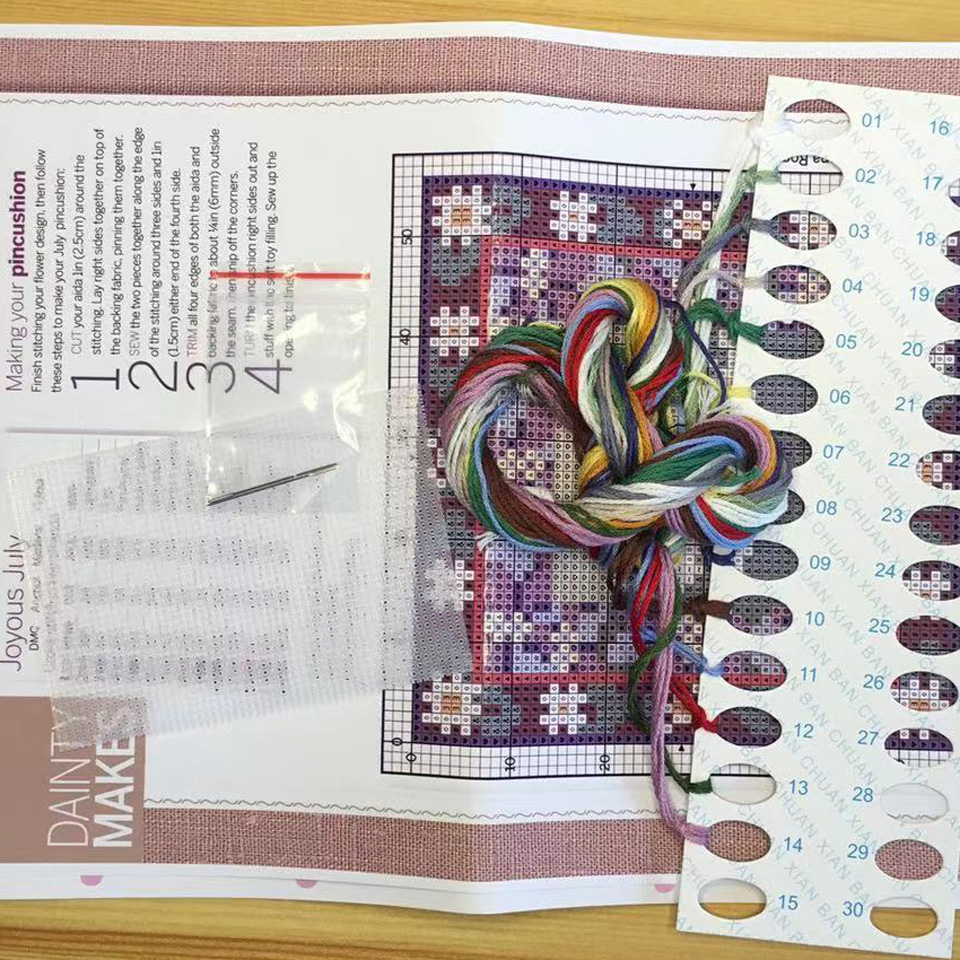 Kit punto croce Stich Pin Cusc - Sewing Pin Cushion recensione e prezzo